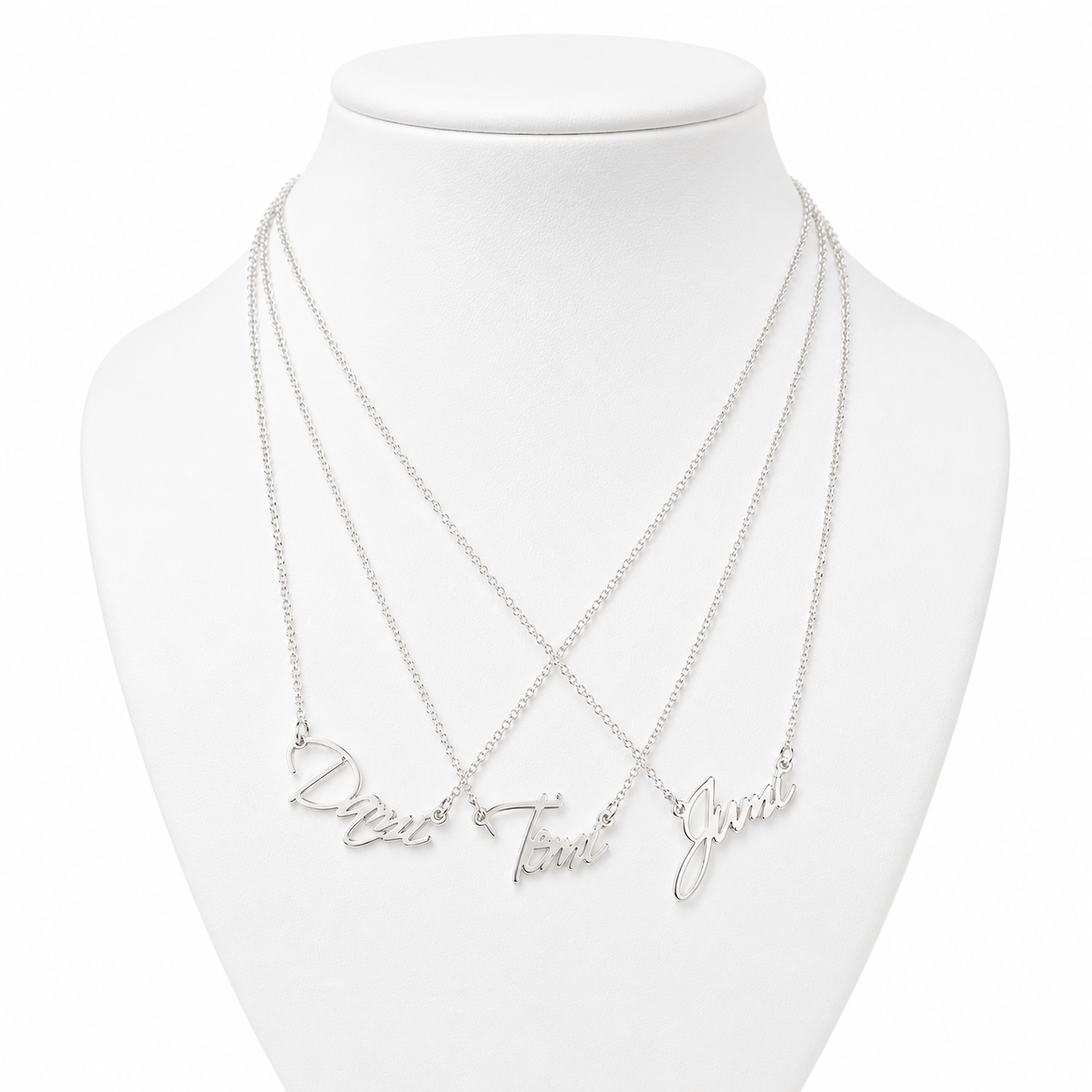 Venus Font Necklace